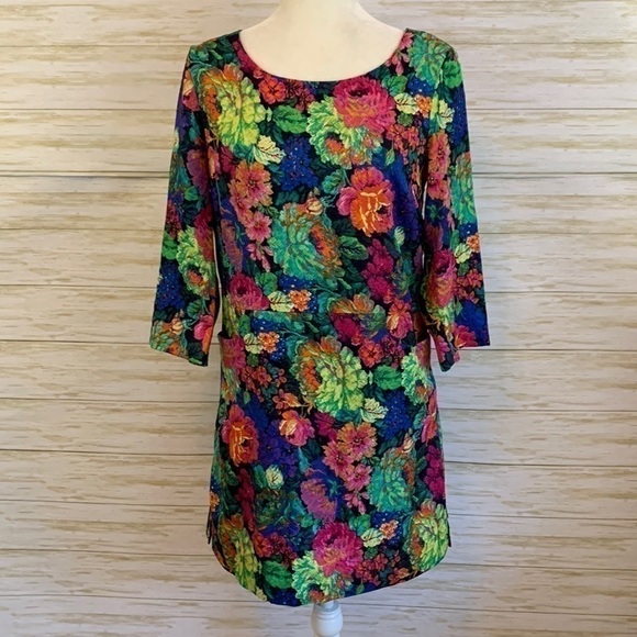 HD in Paris Dresses & Skirts - HD In Paris Floral Shift Dress